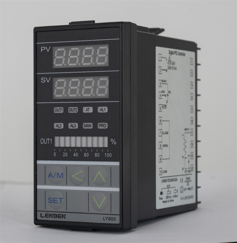 LY800